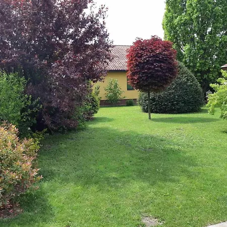 Feriehus Seosko Turisticko Domacinstvo Tisa I Begej Kni°anin